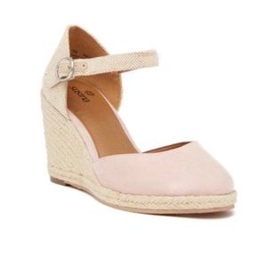 Susina Blush Lily Ankle Strap Wedge Sandal!